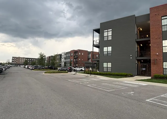 Apartment Peaceful Grandview Escape Minutes From Downtown