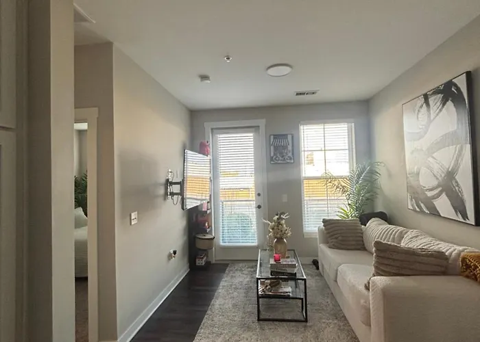 Peaceful Grandview Escape Minutes From Downtown Apartment *